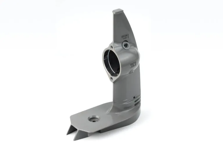 Grey trivalent chromium treated aluminum marine housing providing superior corrosion resistance for outboard engine assemblies